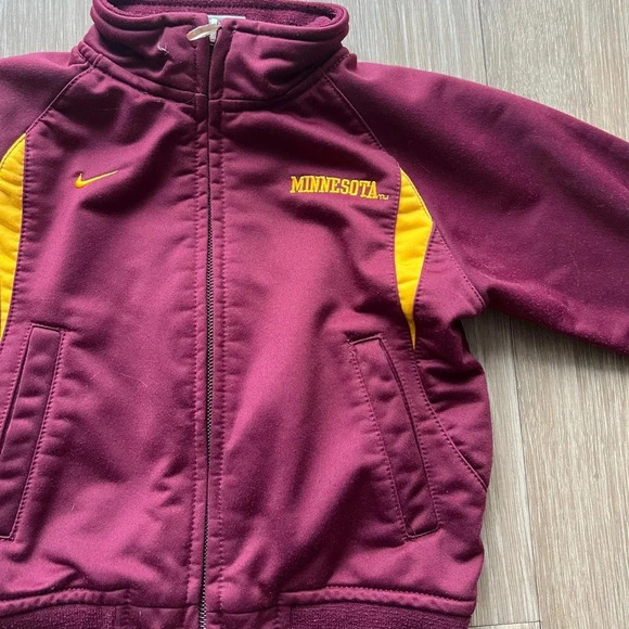 Toddler Nike Minnesota’s Zip Up Size 12 months - Picture 2 of 6